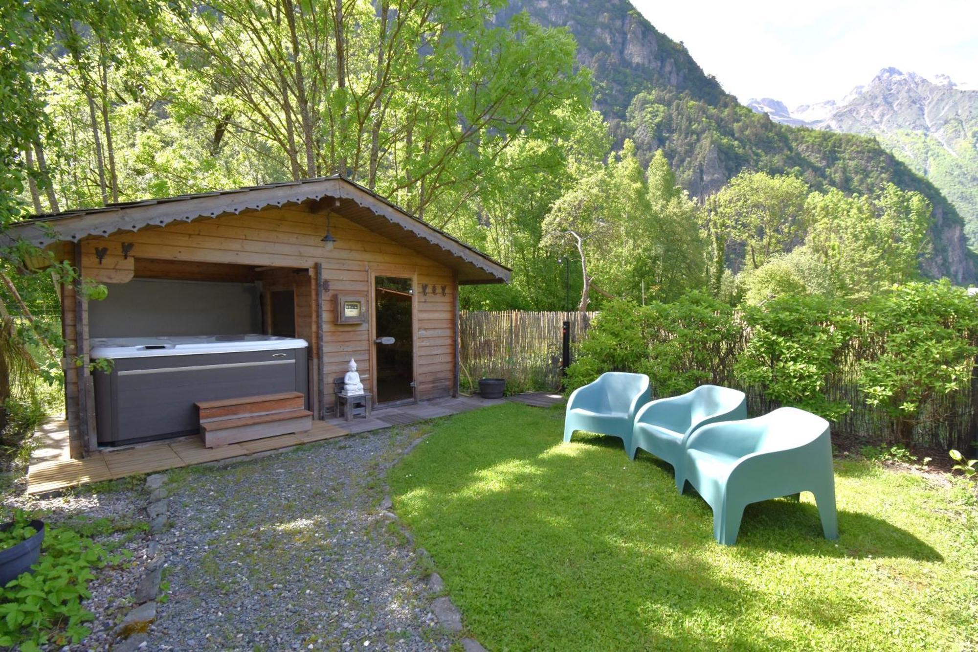 La Cle Des Bois Bed and Breakfast Le Bourg-dʼOisans Exteriör bild