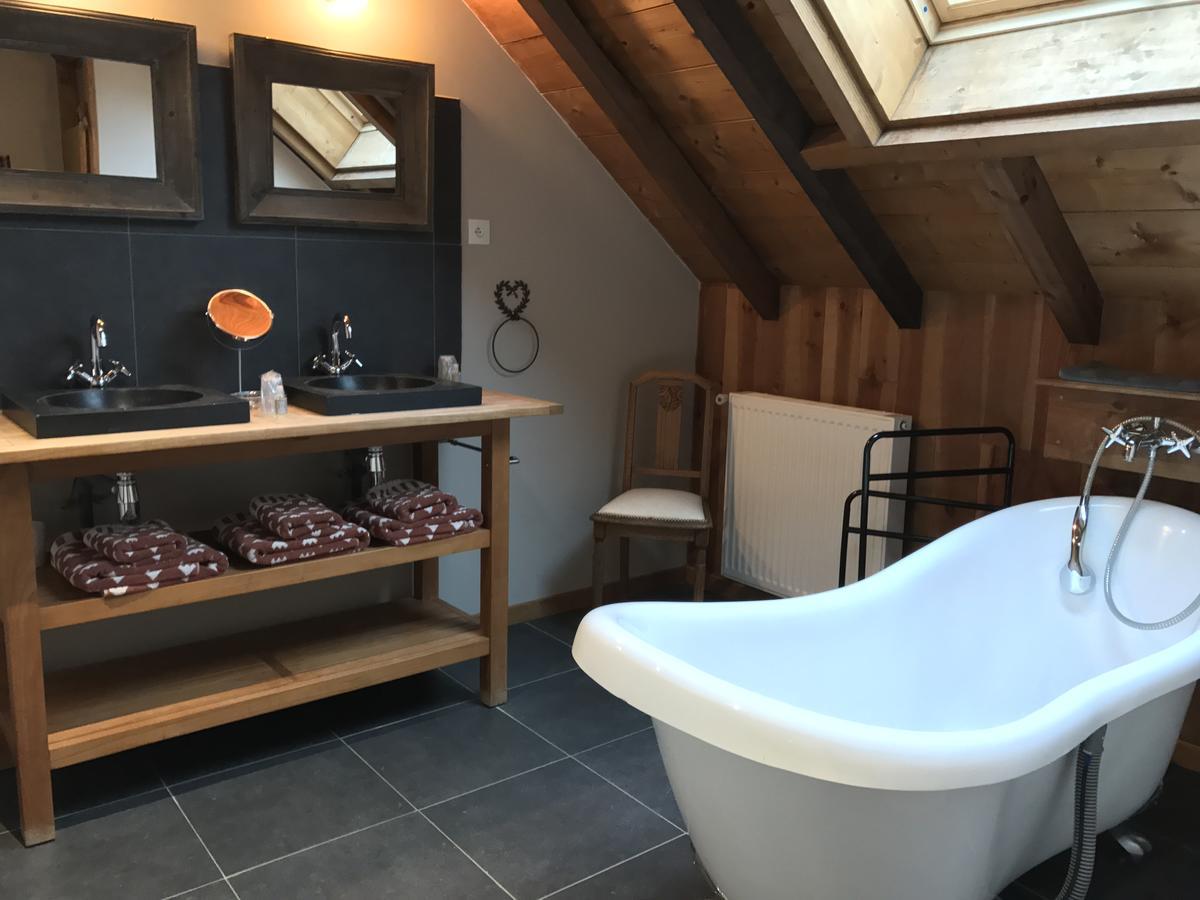 La Cle Des Bois Bed and Breakfast Le Bourg-dʼOisans Exteriör bild